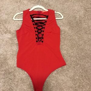 🔥HOT RED LACE UP BODYSUIT🔥